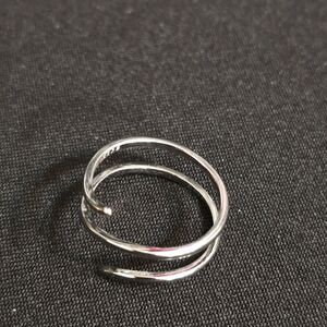 Elegant Silver Spiral Ring